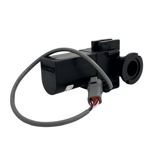 1/2-inch MLEV w/ M100 Valve 3W | MLEV100C | Banjo Corporation | Category-Valve, Connector Type-Manifold Flange, Material-Polypropylene